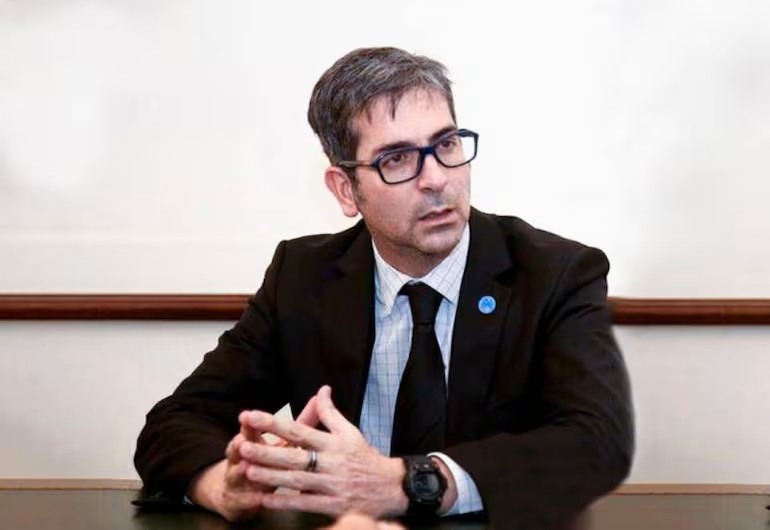 «A Honor Colorado le molesta la memoria de Pecci»: duro reclamo ante el nuevo embajador ante los EE.UU.