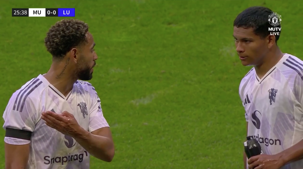 ¡Diego León con buenos números en su debut en Manchester United!