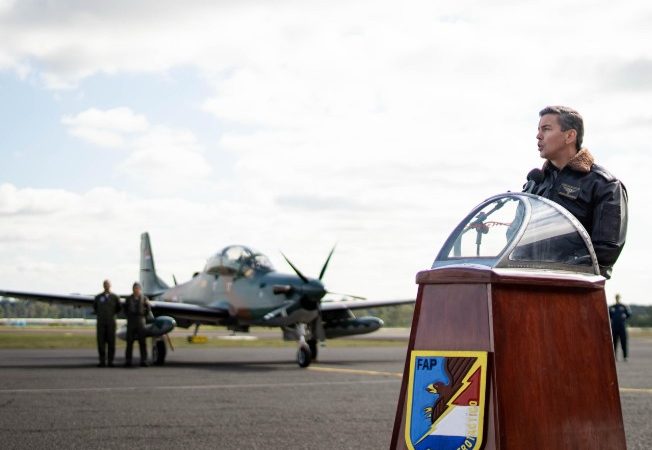 Gobierno prefiere mirar al cielo con los Super Tucano antes que derribar narcoaviones