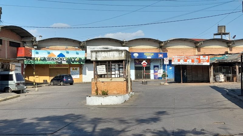 Verifican sistemas de prevención y protección contra incendios en el Mercado de Abasto
