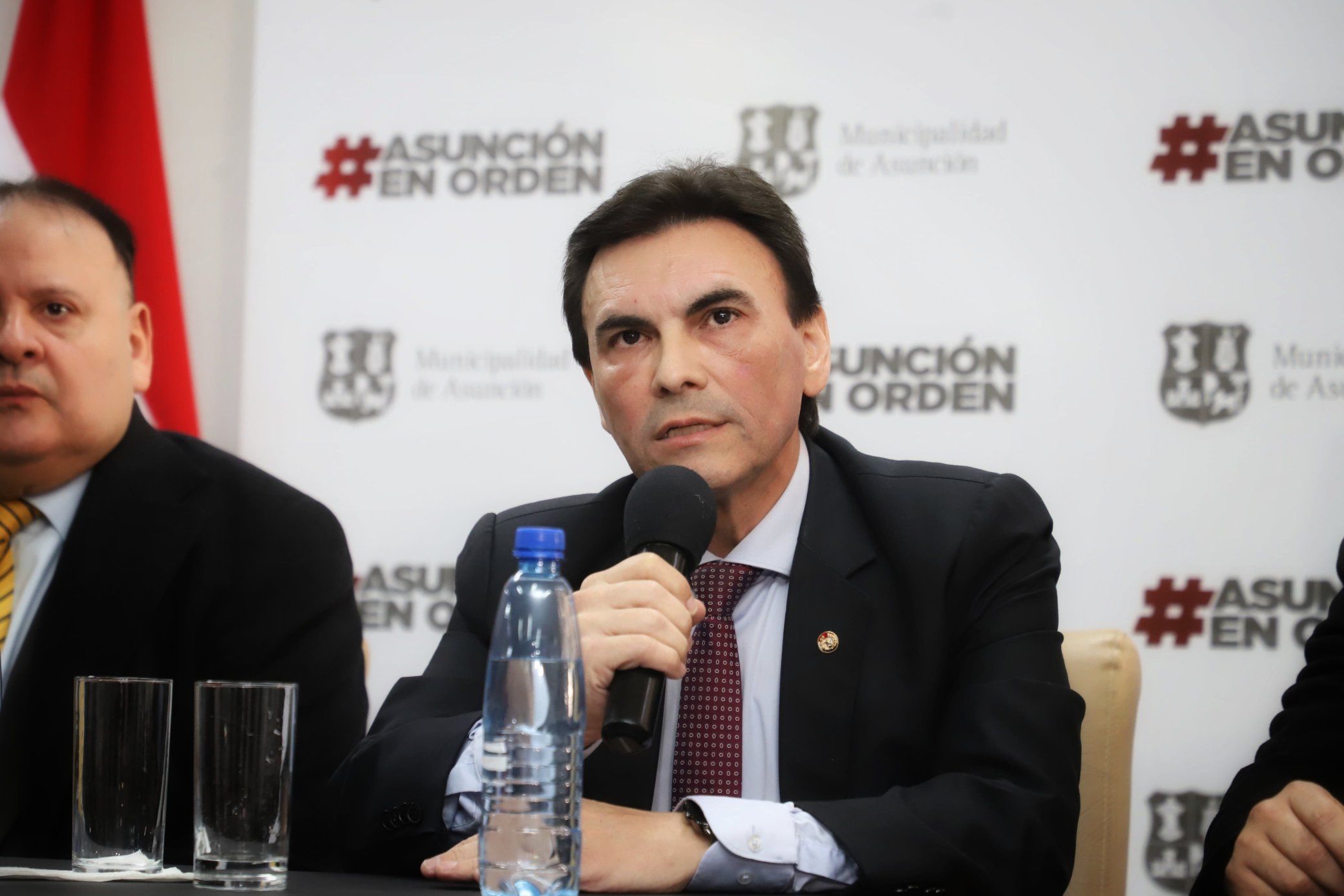 Interventor propone “canje municipal”: que empresas deudoras se queden con funcionarios