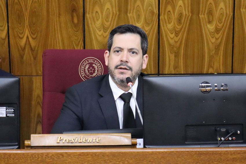 “El transporte público en Paraguay es indigno y debe cambiar ya”, afirma Latorre, a días del paro de buses