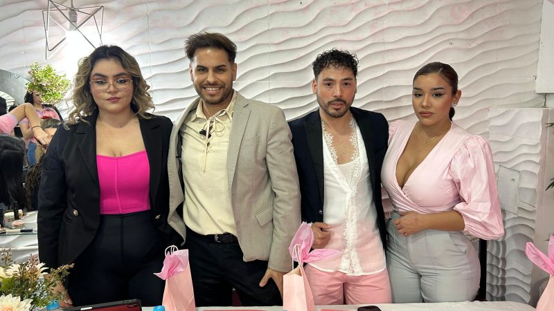 Muñeca Roga culmina su curso de Make Up y Peinado con los grandes del rubro