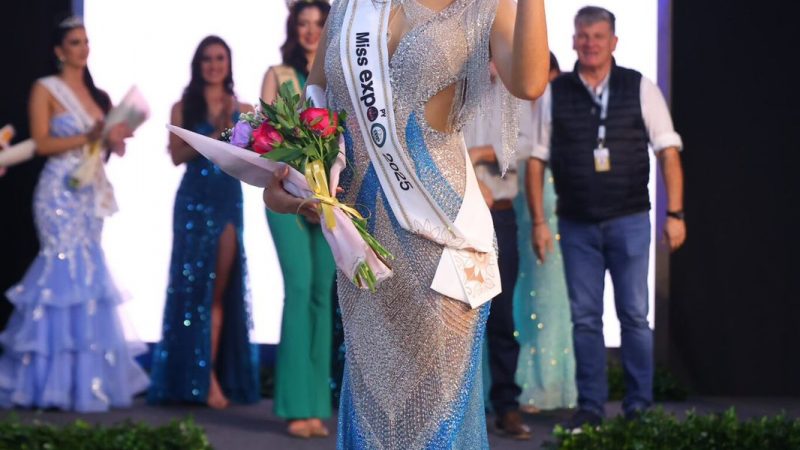 Expo Paraguay coronó a su nueva reina en una noche de emoción y elegancia