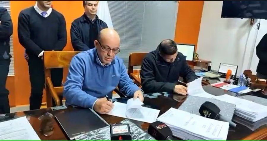 Interventor destapa favoritismo y control flojo en CDE: Implementará asistencia con reloj biométrico