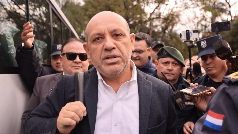 Intervención en CDE: “Faltan documentos, sobran sospechas”