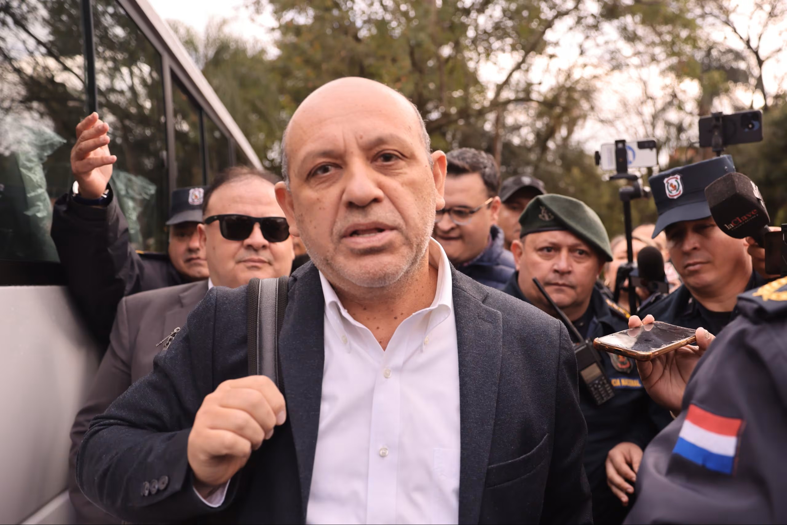 Intervención en CDE: “Faltan documentos, sobran sospechas”