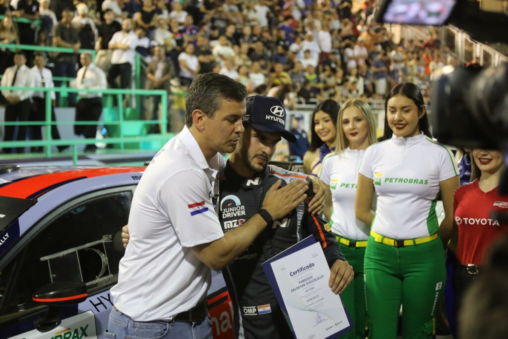 Peña suma nueva gira internacional: Presidente viajará a Finlandia para Mundial de Rally