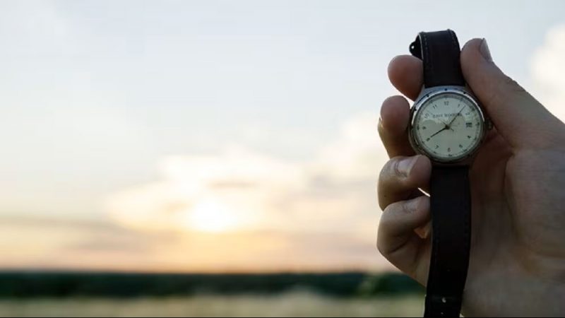 Gobierno admite fracaso de la hora fijo y busca consensuar el horario escalonado en sector privado