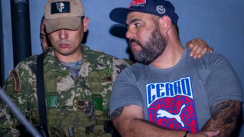 Escándalo en el JEM: funcionario «barrabrava» con sueldo estatal lideraba red narco