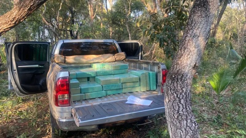 Narcos abandonan casi 2 toneladas de marihuana en Amambay tras operativo de la SENAD