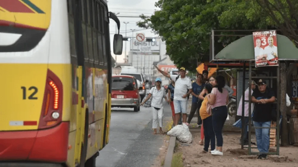 Empresario afirma que amenaza de paro del transporte responde a “resistencia al cambio”