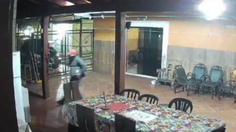 Recién casados se quedan sin sus regalos por robo en su domicilio: “Ya no estamos seguros”