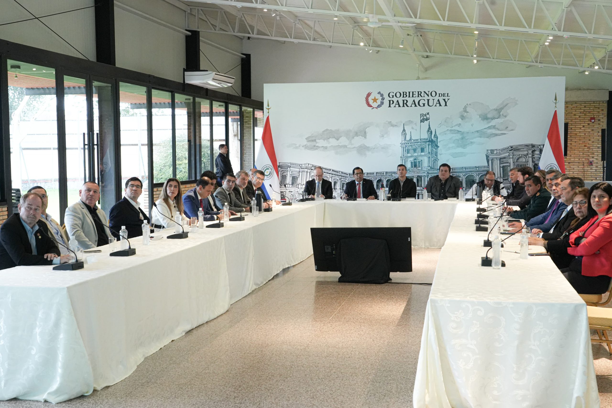 Diputado trata de “karumbé” a ministros de Peña y exige «estirón» en la gestión