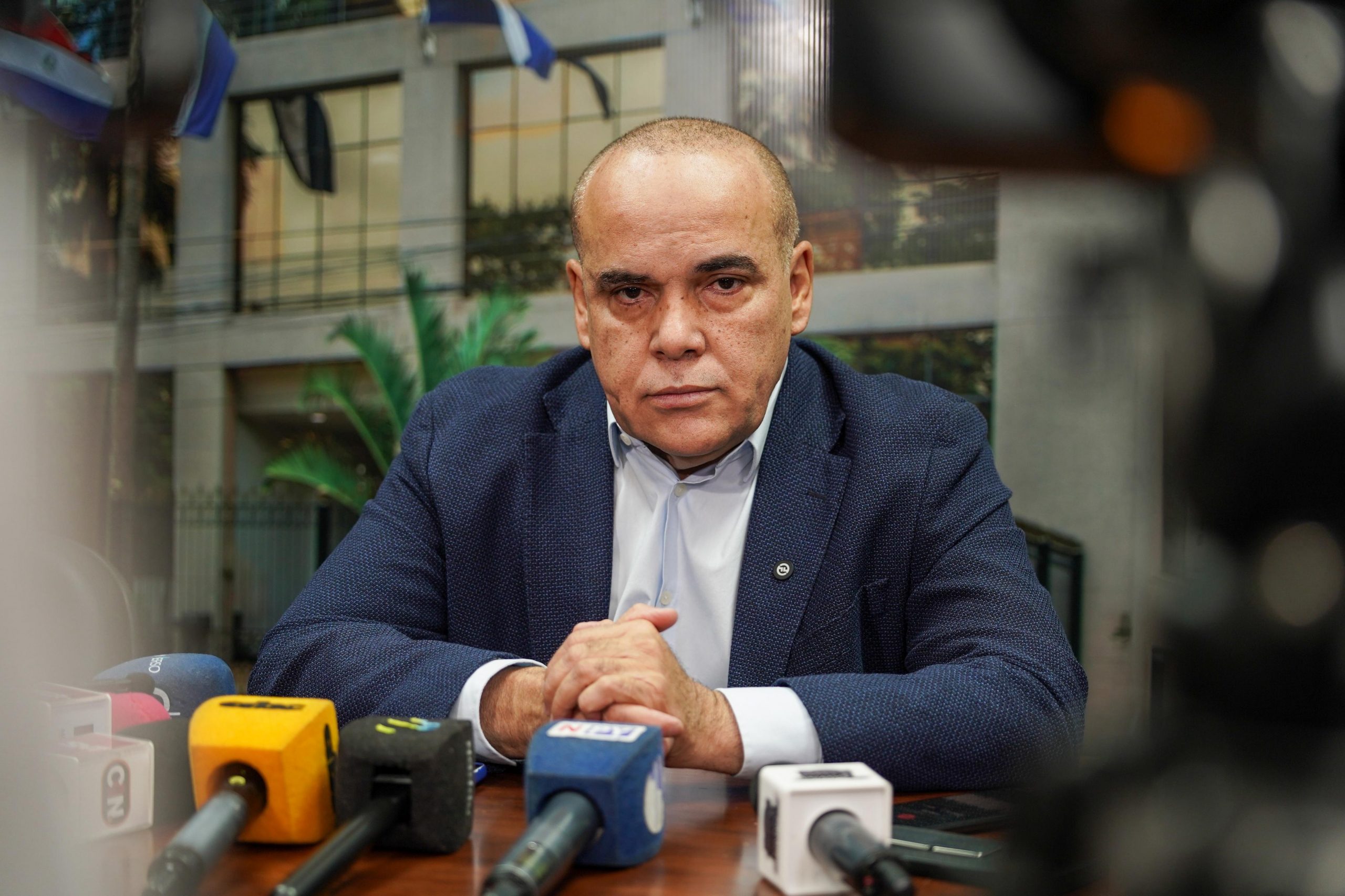 «Bachi» Núñez adjudicó millonarias licitaciones a empresa con documentos falsos mientras se confirmaban irregularidades