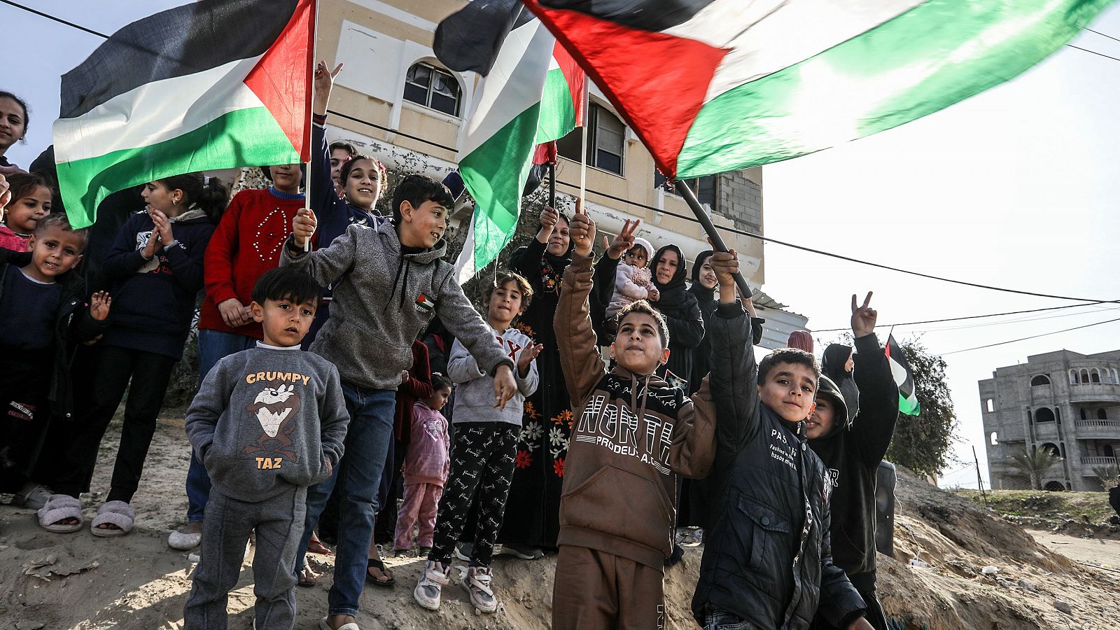 Hamás e Israel logran un acuerdo de alto el fuego tras 22 meses de conflicto en Gaza