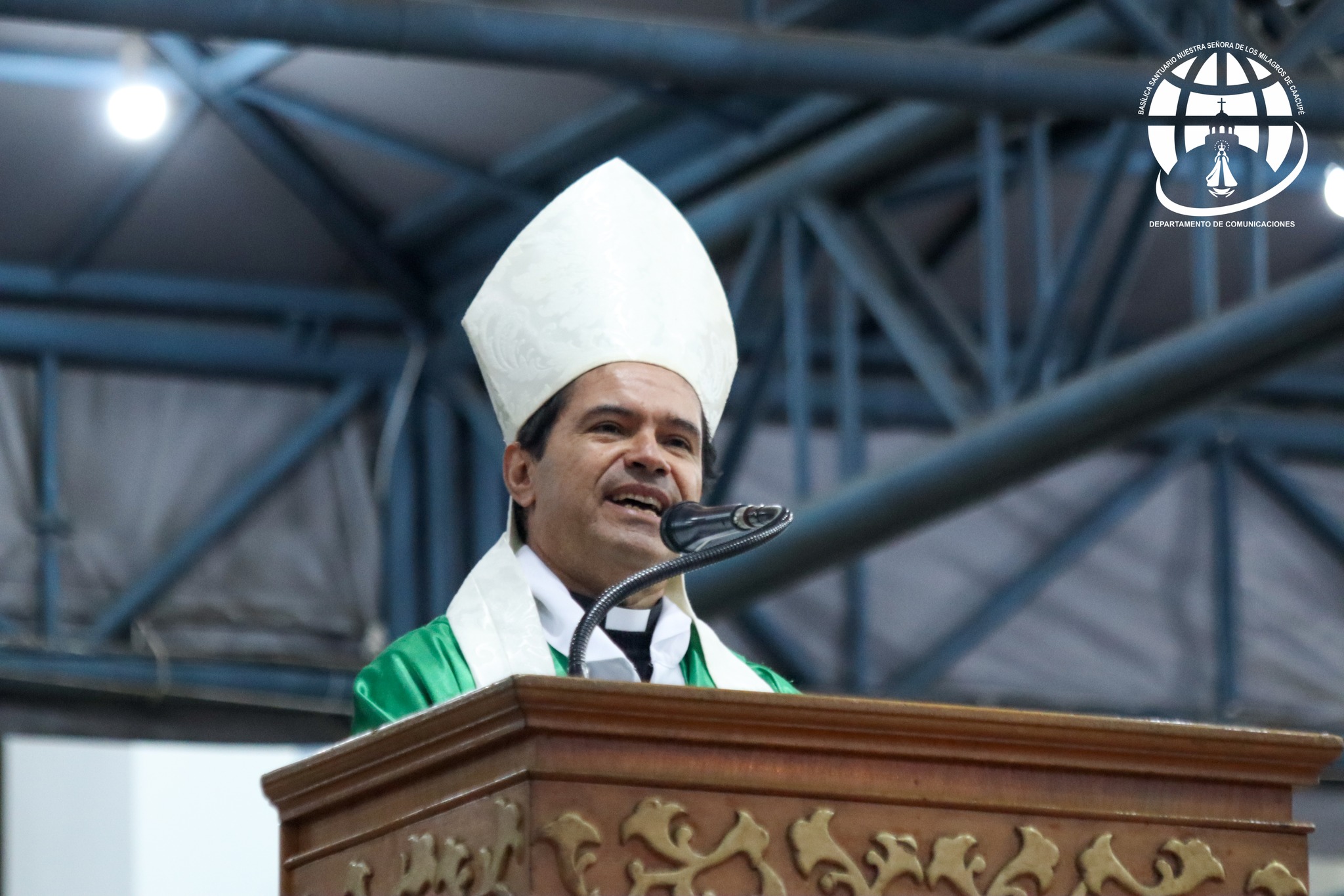 “Hepy la vida”: Caacupé se convierte en púlpito de reclamo social