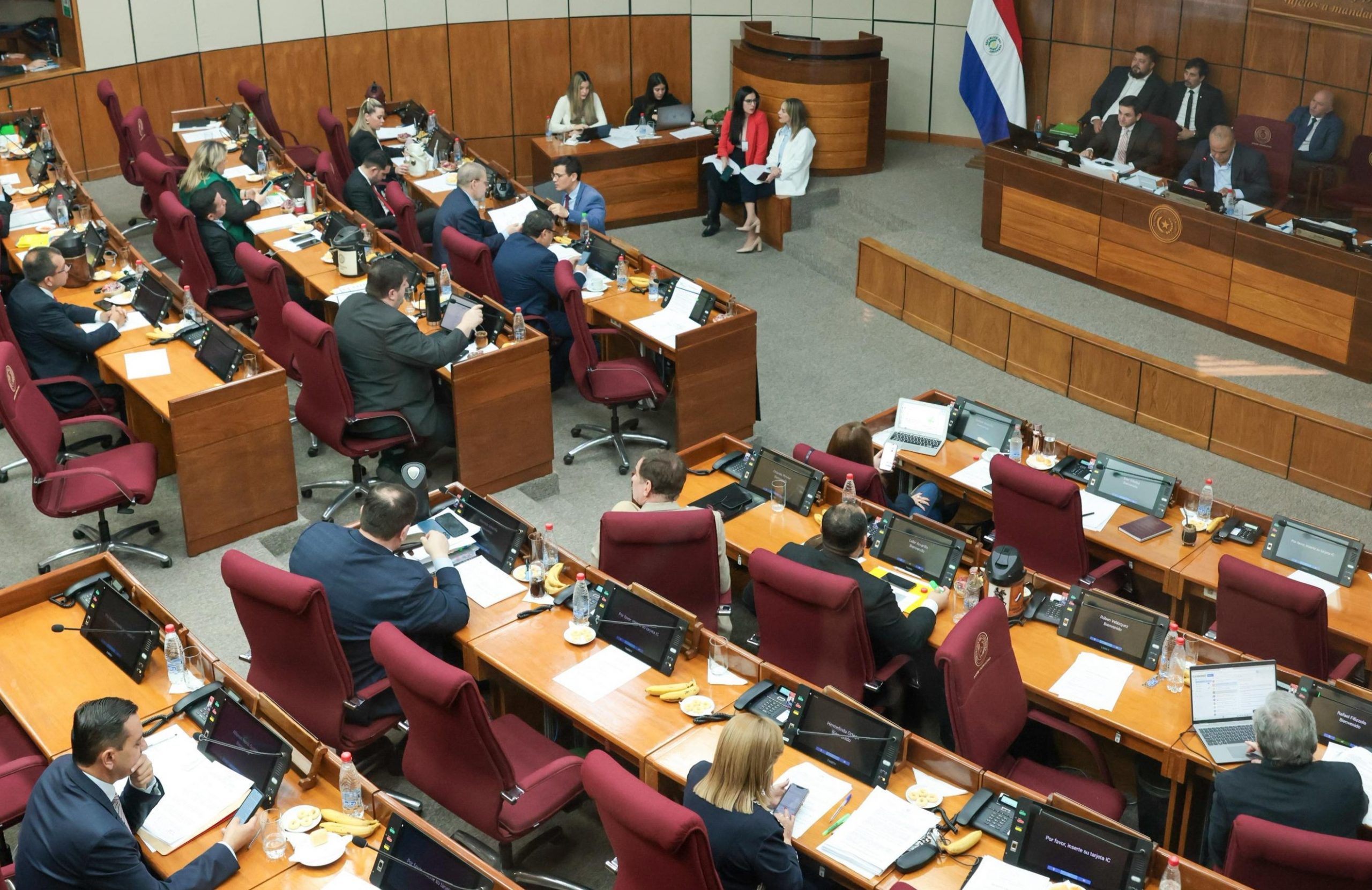 ¿Soberanía o servilismo? Senado exige saber por qué Paraguay sigue ignorando a China