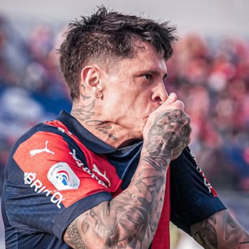 Cerro se asegura a una de sus figuras: avanzan las negociaciones con Juan Manuel Iturbe