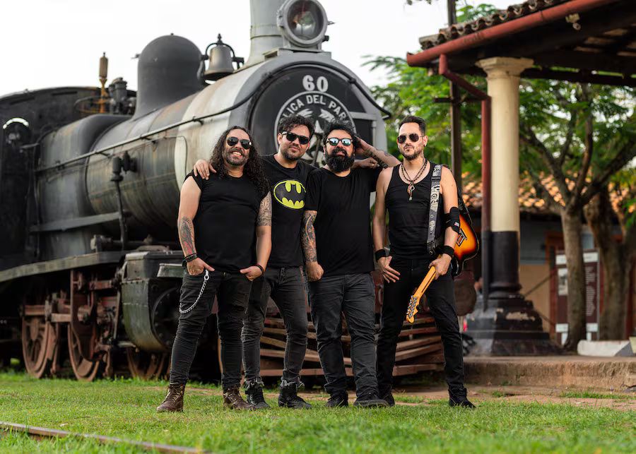 Salamandra: 25 años de rock, sueños y nuevas historias