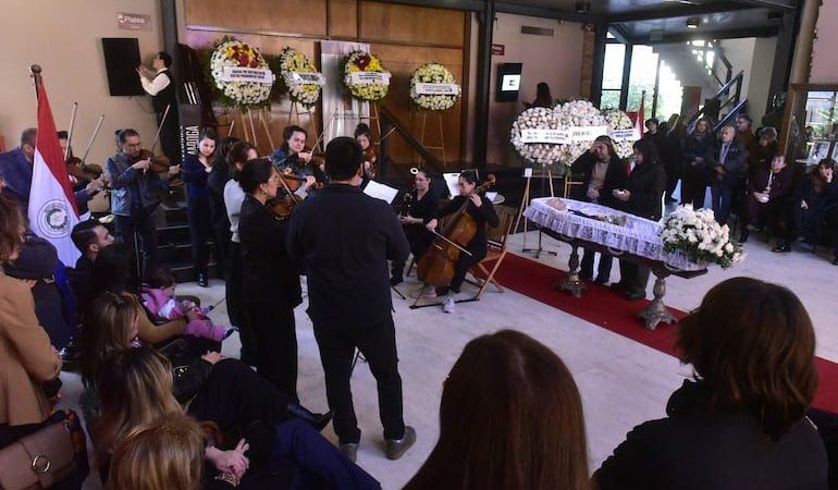 Despedida con aplausos: adiós al gran actor paraguayo Jesús Pérez