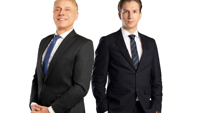 Robin Loths y Julian Sandt apuestan al corazón en el Día del Niño