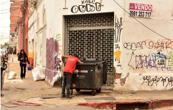 Asunción cumple 488 años quebrada: deuda hasta 2035 y obras al borde del abandono