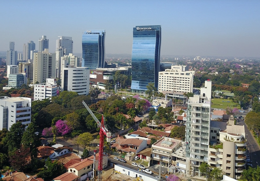Aseguran que el boom inmobiliario del país no es producto de lavado de dinero de argentinos