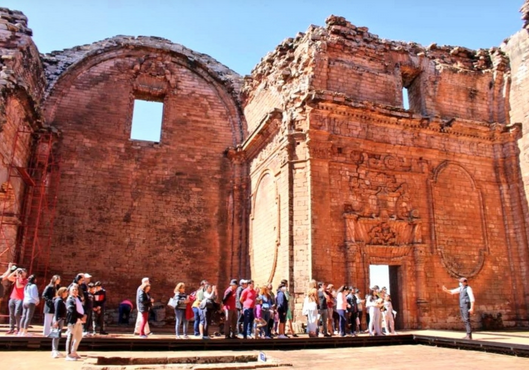 Senatur invertirá más de G. 2.200 millones en infraestructura turística de Itapúa