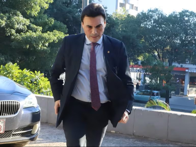 Intervenir Asunción no salió gratis: Pereira bajo amenazas tras desnudar irregularidades