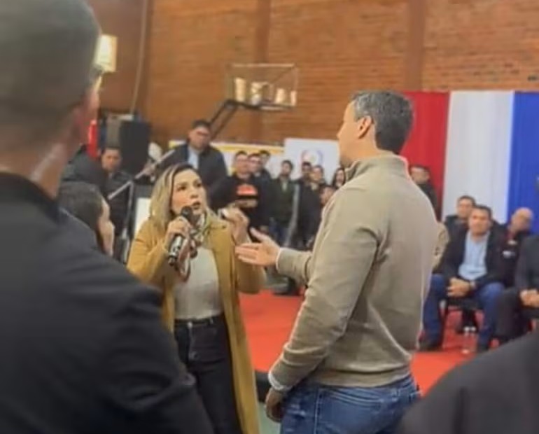 Filizzola recomienda a Peña no gobernar «solo con aplausos»