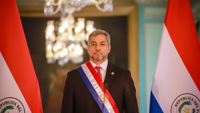 Abdo responde a acusaciones sobre paraíso fiscal: “Esta gente me quiere ver fundido”