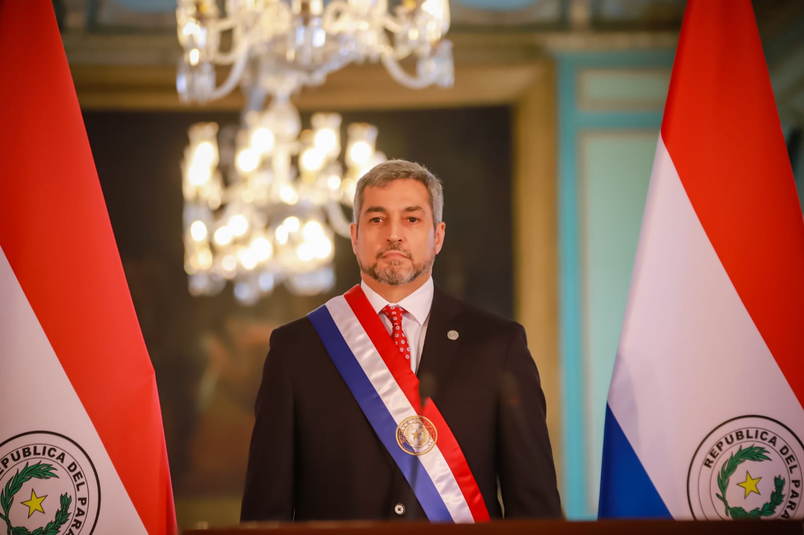 Abdo responde a acusaciones sobre paraíso fiscal: “Esta gente me quiere ver fundido”