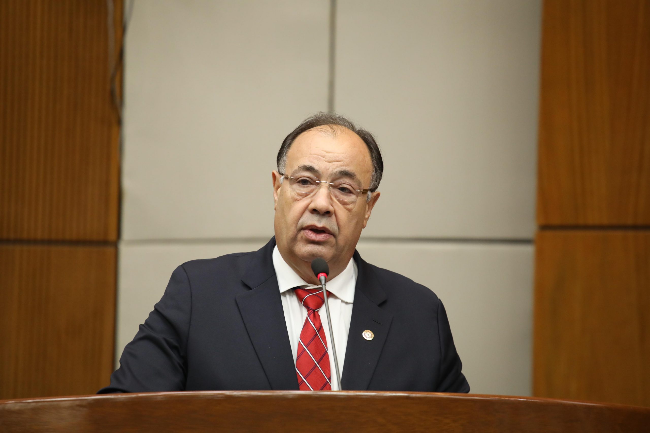 Senador Afara niega paternidad: dice que no conoce a la mujer que lo demanda por filiación