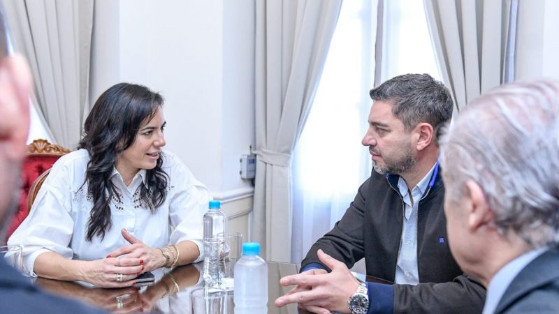 Avanza proyecto para la construcción del puente Pilar-Puerto Cano