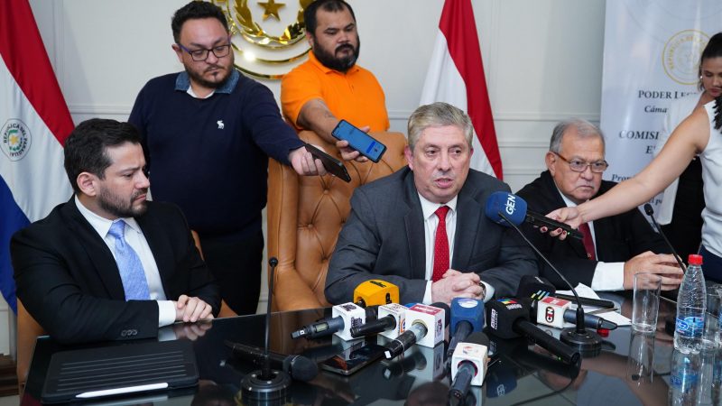 TSJE se atrinchera con máquinas electorales: “Volver a papeletas sería un retroceso”