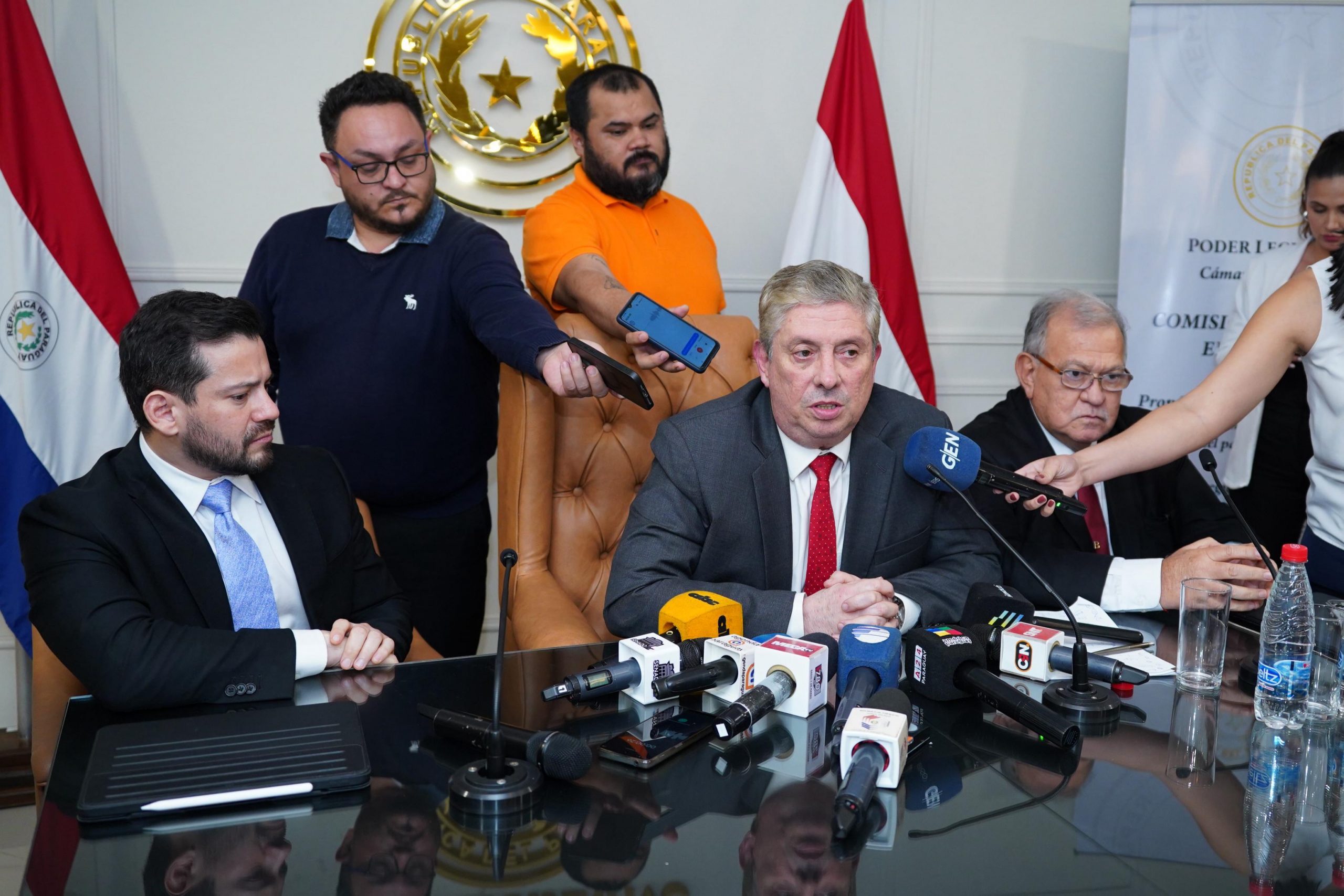 TSJE se atrinchera con máquinas electorales: “Volver a papeletas sería un retroceso”