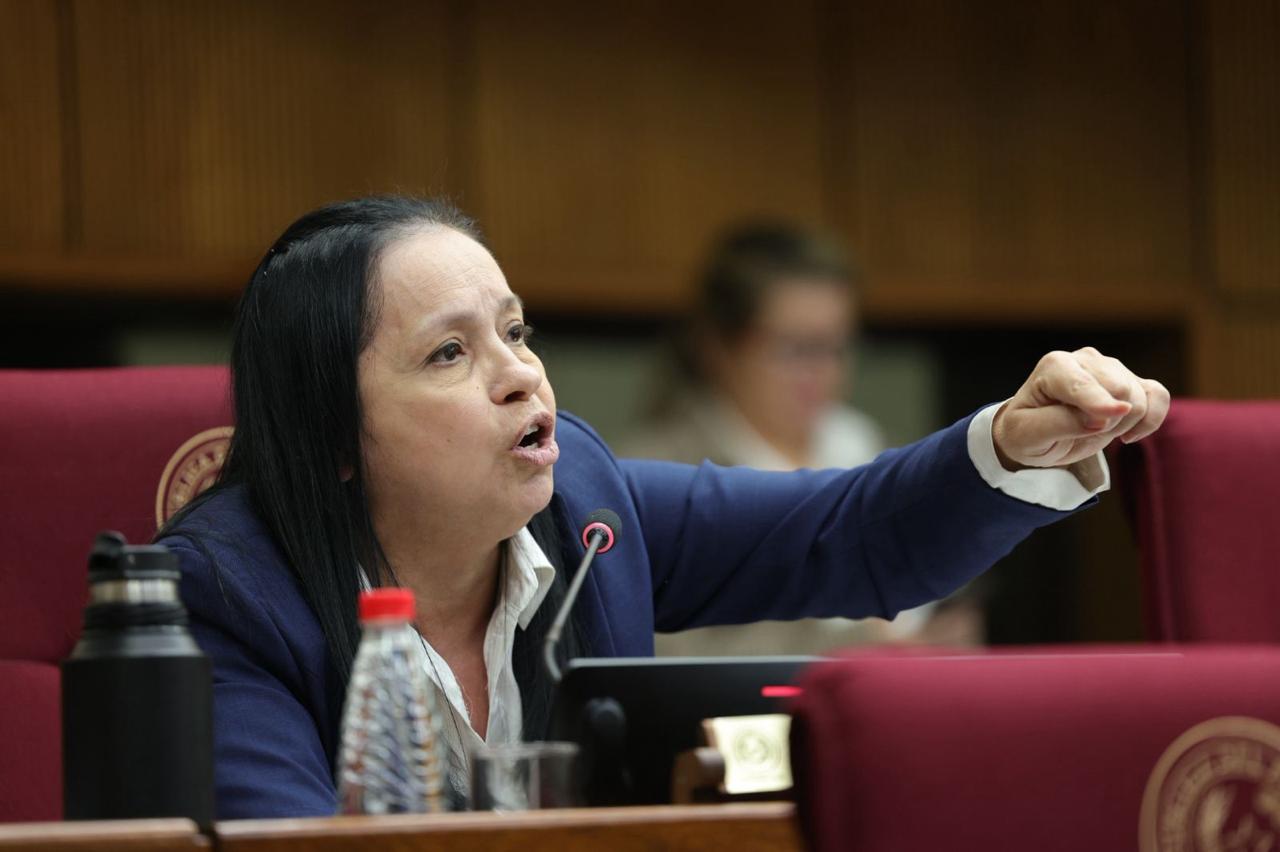 Yolanda Paredes: “Colmaron mi vaso” y denuncia persecución en el Senado por parte del cartismo