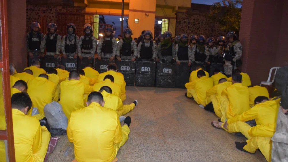 Operativo Umbral: más de 200 presos peligrosos van a la “cárcel de los capos” en Minga Guazú