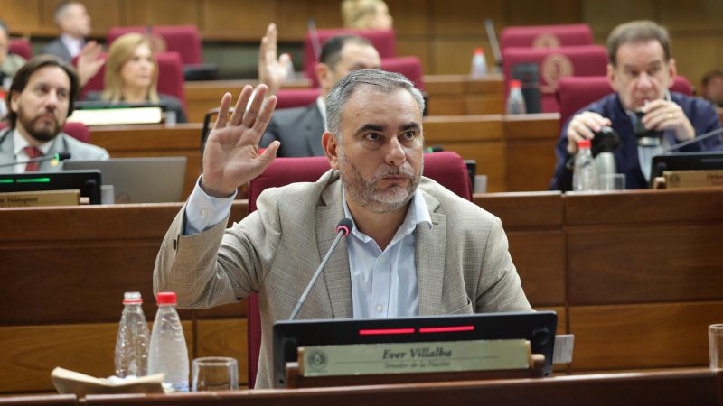 Peña copia el manual de la dictadura acusa senador Villalba: cierran Biggie por “castigo político”