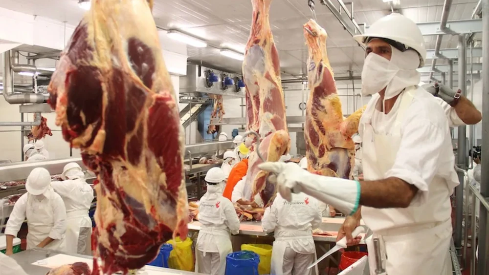 Buscan avanzar negociaciones con Indonesia para compra de carne paraguaya