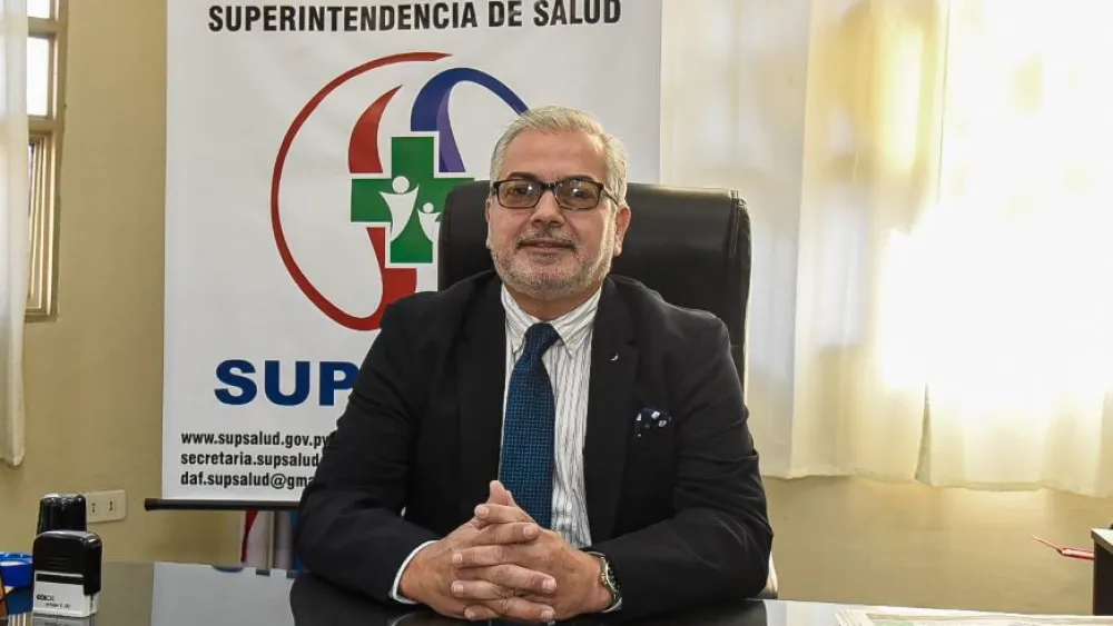 Superintendencia clausura sanatorio ligado a parlamentario por registro vencido