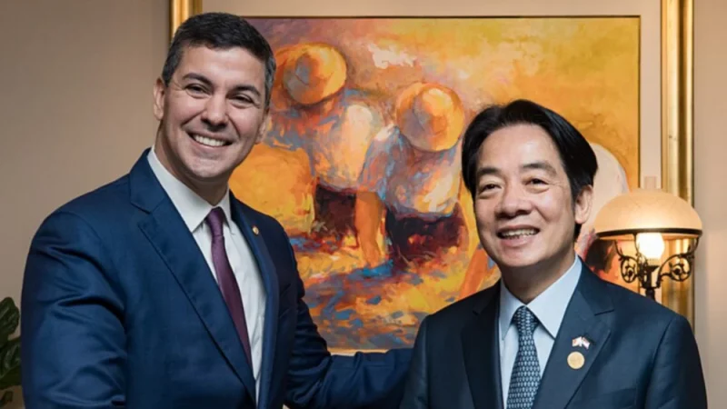 Presidente de Taiwán suspende visita al país en medio de rumores