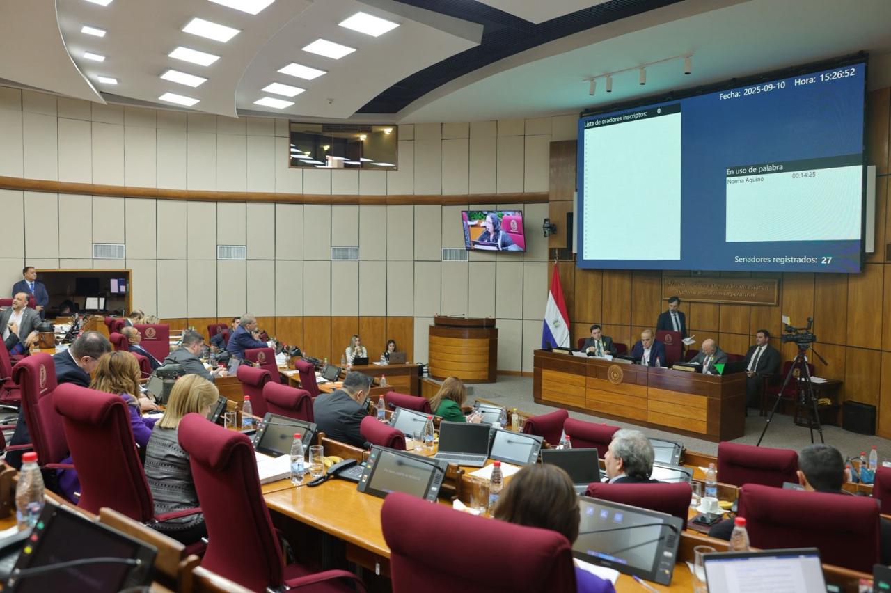 “Peaje legislativo”: denuncian cobro ilegal de parte del salario de funcionarios