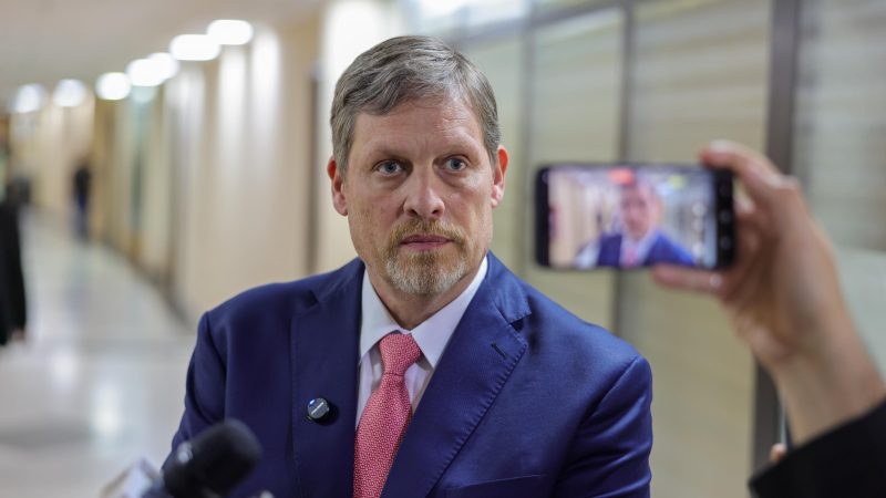 Senador Chase se desmarca del escándalo: “No filtré nada”