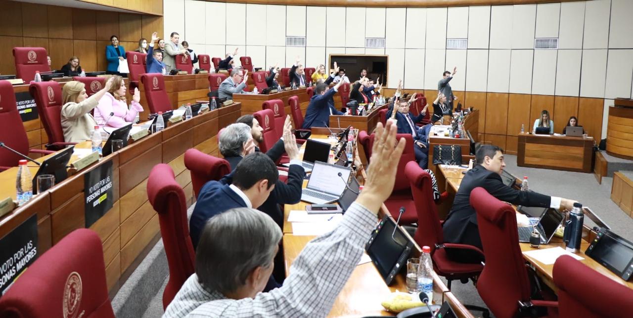 Senado dio visto bueno a declaración oficial en defensa de los periodistas