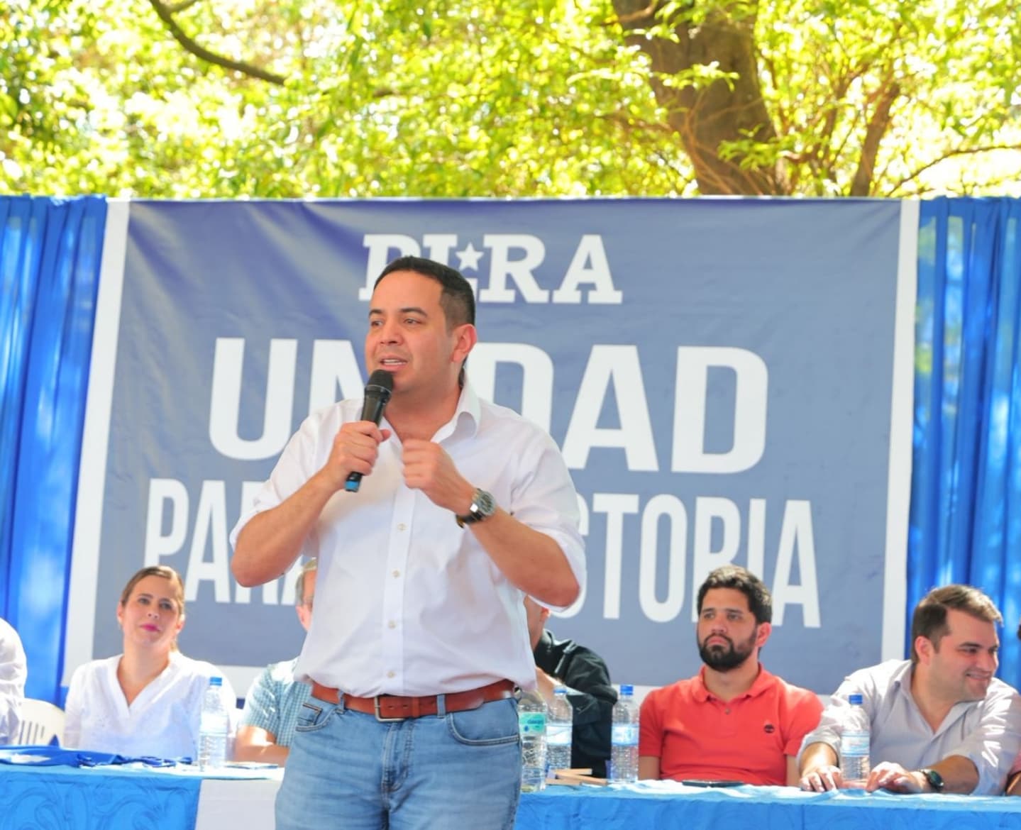 Estigarribia pide al PLRA dejar la guerra contra Cartes y mirar a la gente