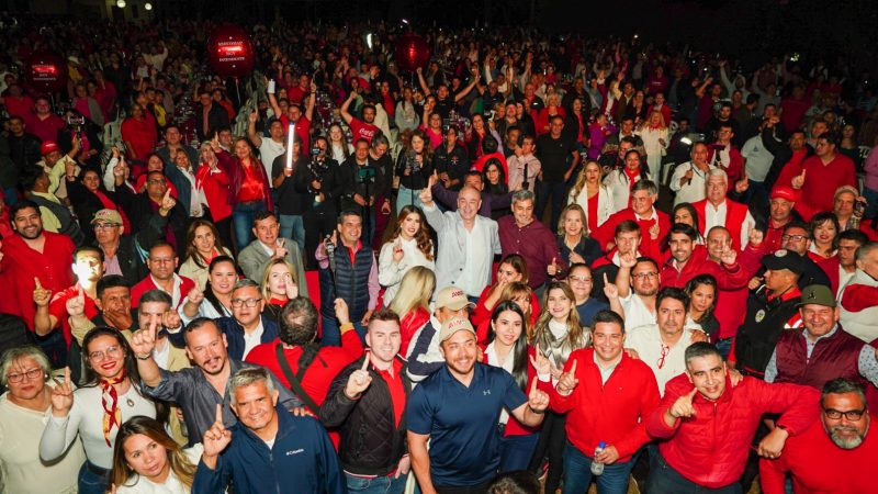 Vaesken se abrazó con la disidencia: “El mejor amigo de un colorado es otro colorado”