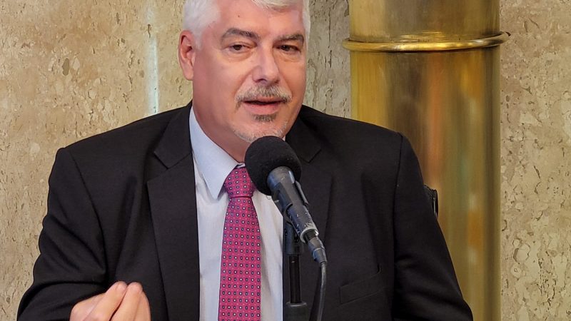 Wiens acusa al cartismo de «profanar» legado colorado y montar sistema de corrupción servil