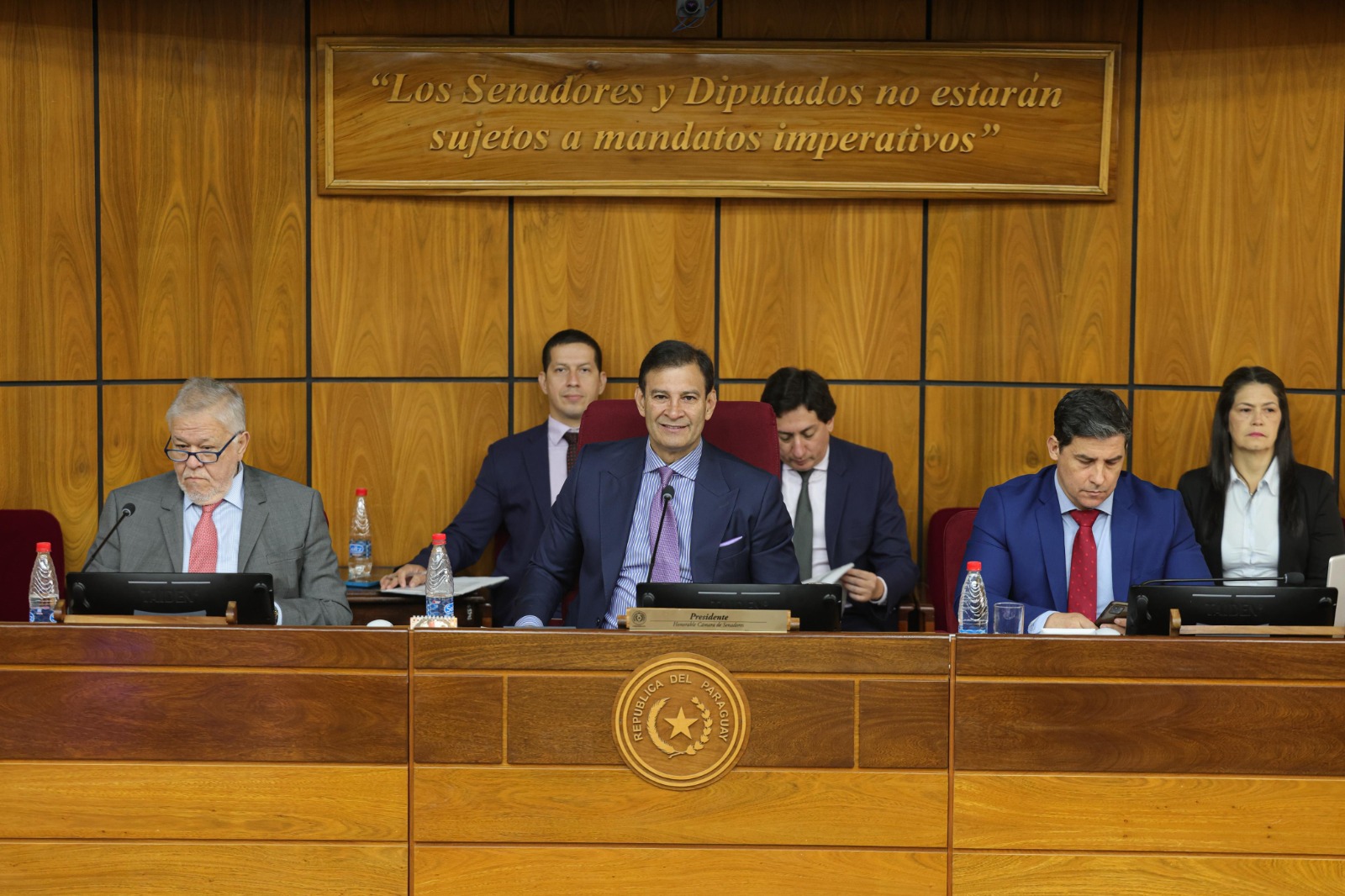IPS arrastra deuda millonaria de la era Cartes y el Senado estalla